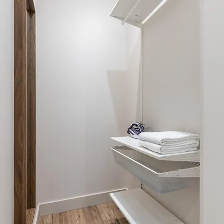 Art Noveau Quarter With Patio شقة ريغا