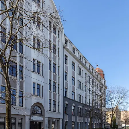 アパート Art Noveau Quarter With Patio