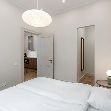 Art Noveau Quarter With Patio リガ